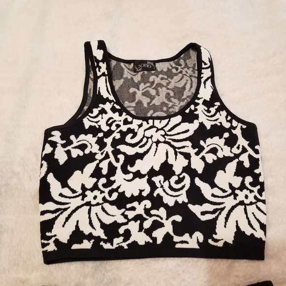 Crop Top/ pencil Skirt Set - Picture 3 of 7